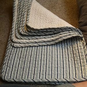 Set of 8 striped placemats